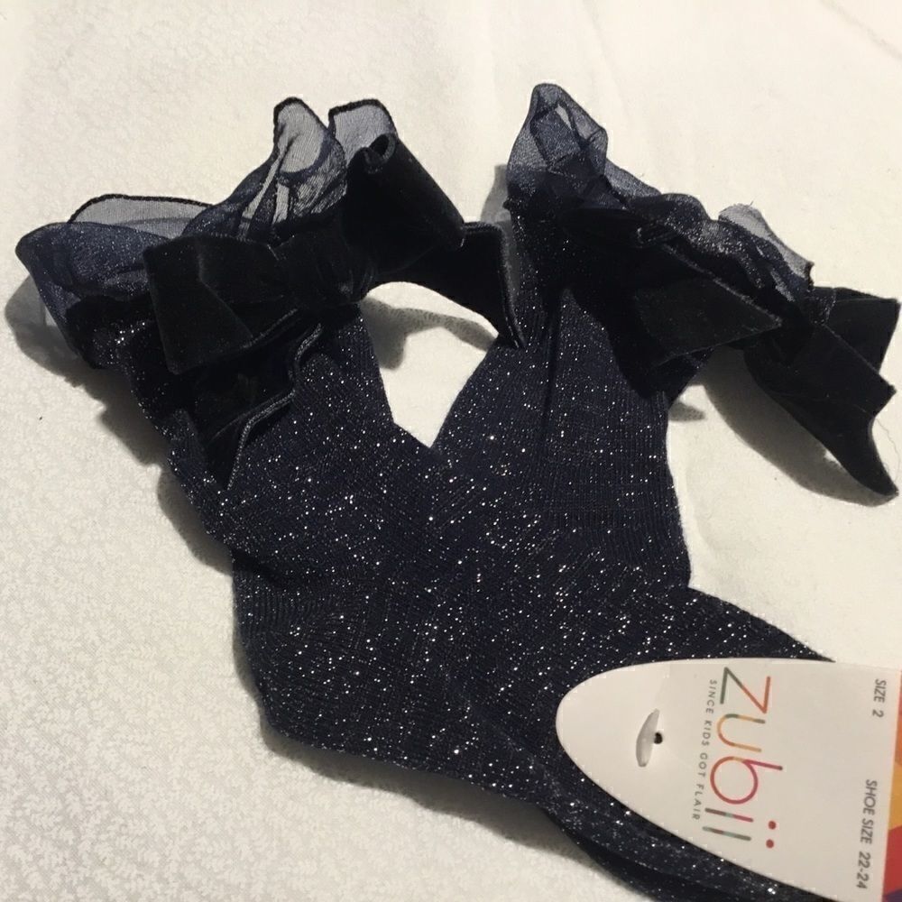 SALE. BUY 5/$10. NWT Navy Girls Anklelts Sz 2.